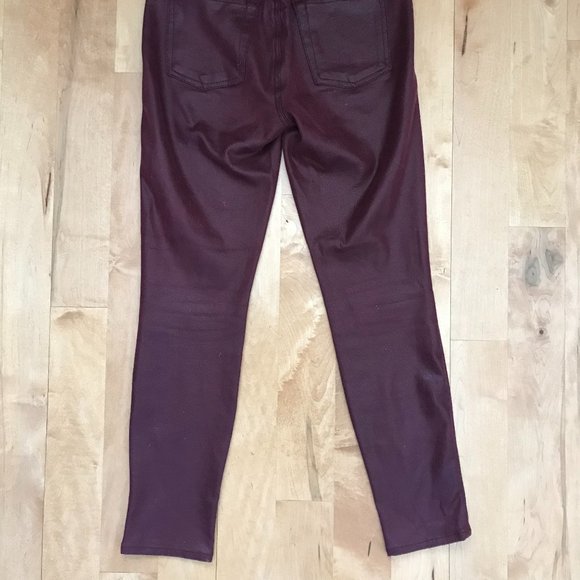 Most comfortable pair of pants you will own - 7 for all mankind - Picture 5 of 6